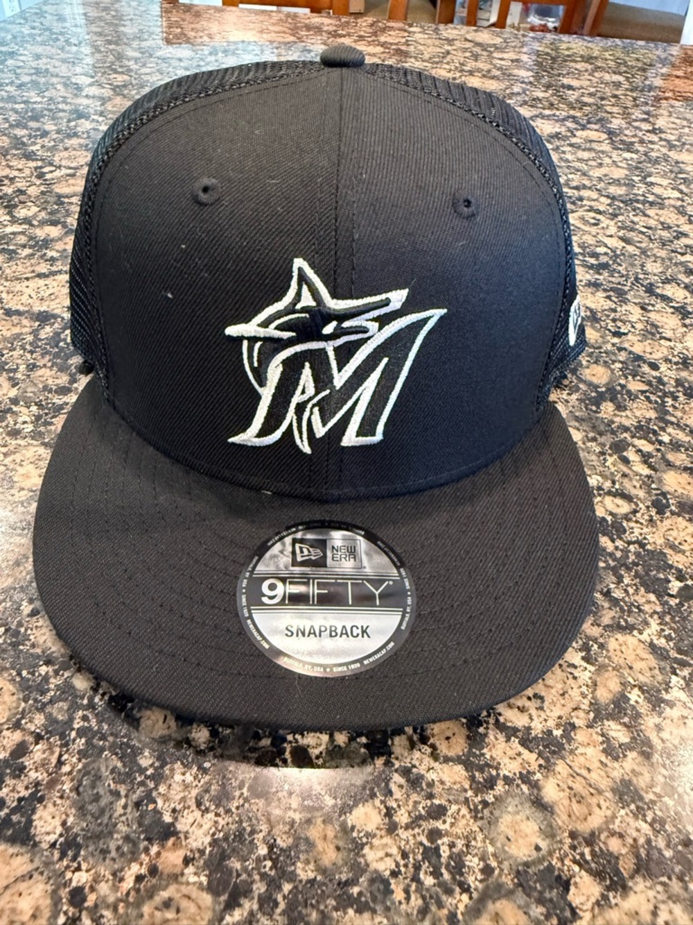 NWT New Era Black Miami Marlins Snapback Hat 2026 Batting Practice 9FIFTY